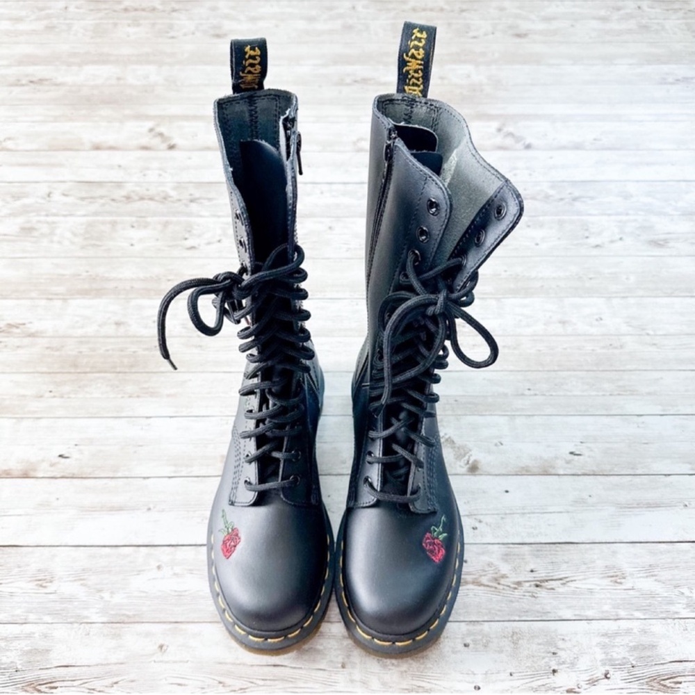 NEW Dr Martens 1914 Vonda Leather Mid Calf Boots
Black Softy T Floral Size 6 - Picture 11 of 15